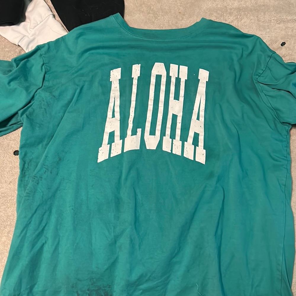Aloha graphic tee shirt